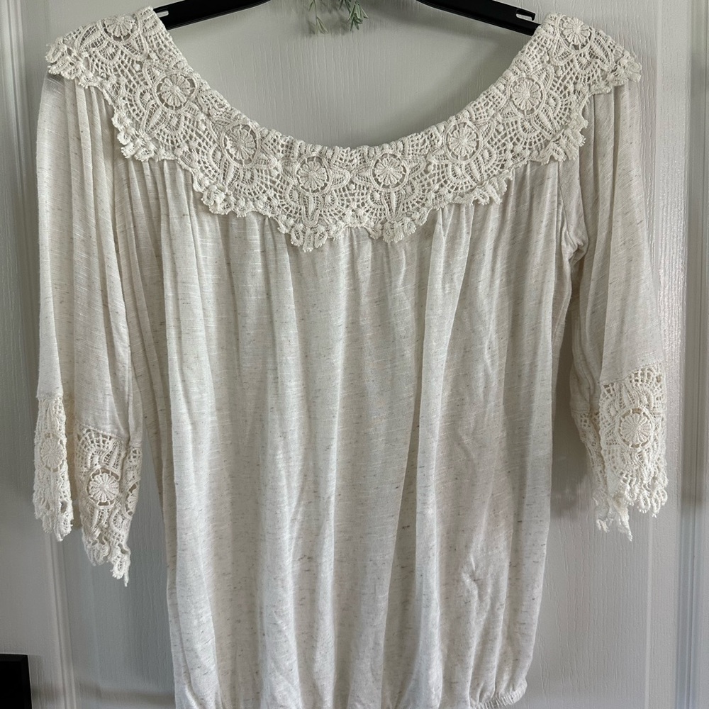 American Rag Cream Ruffled 3/4 Sleeve Blouse